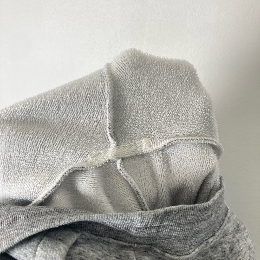 Uniqlo Sweatpants Mens M Gray Leg Athletic Drawstring Pockets Gym Heather Sport - Picture 7 of 16